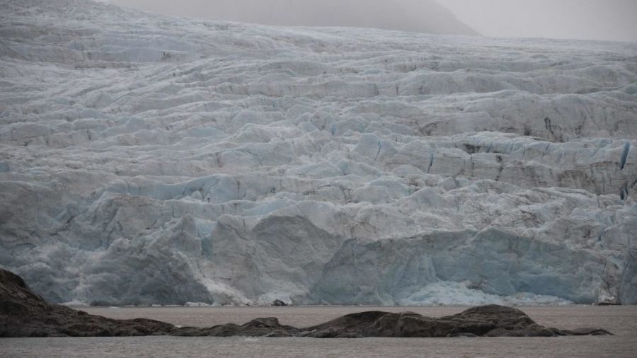 A view of Nordenskiold glacier melting and collapsing in the ocean, near Pyramiden, in Svalbard, a northern Norwegian archipelago on September 22, 2021. (Photo by Olivier MORIN / AFP) (Photo by OLIVIER MORIN/AFP via Getty Images)