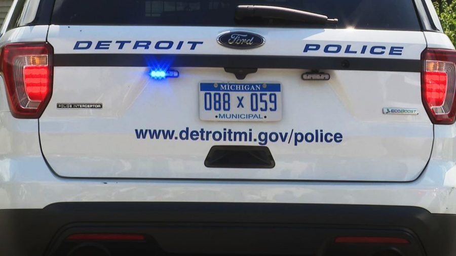 914557648510-detroit-police-car